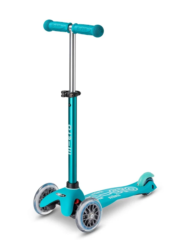 Micro Mini Deluxe kids scooter