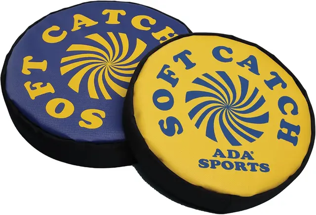 Curving soft-catch flying disc