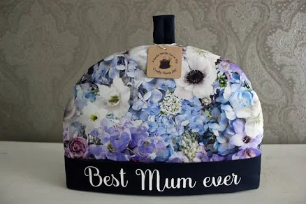 Cozy Hobbying, r.→Reader, r.→Floral) — Mother's Day gift for a grandmother, shoppable idea