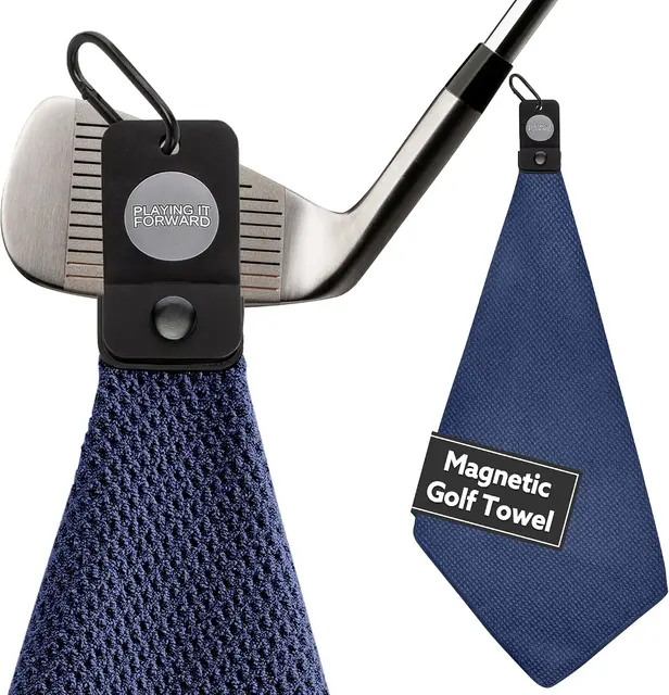 Magnetic microfibre towel that lifts with the club head