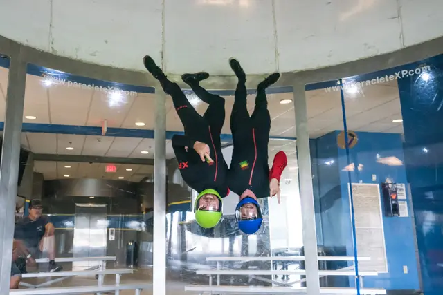 Immersive indoor skydiving flight