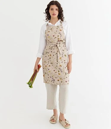 Linen Floral Print Gardening Apron — Mother's Day gift for a grandmother, shoppable idea