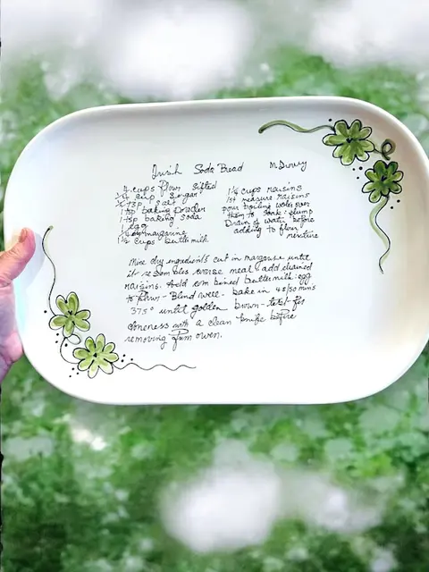 Handwritten-motto ceramic serving platter