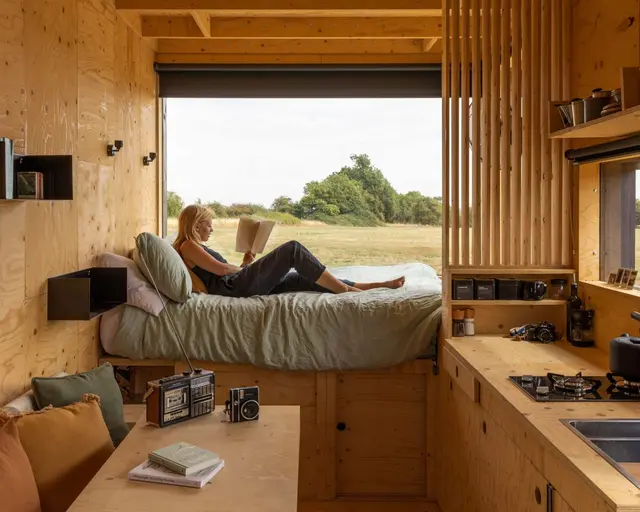 Digital detox cabin night with logistics handled