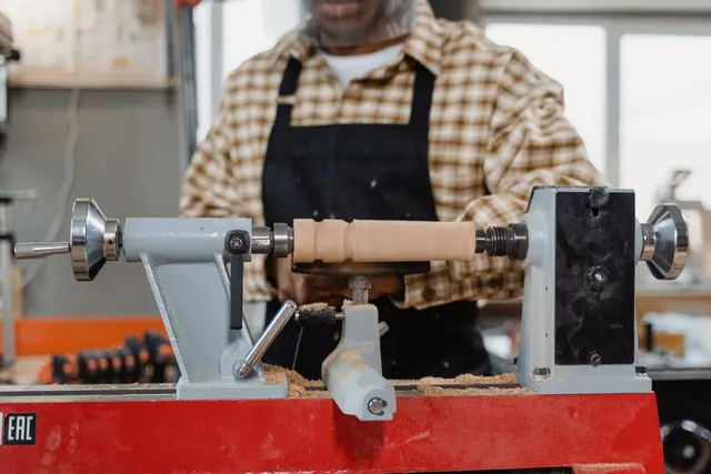 Couples intro wood-turning workshop weekend