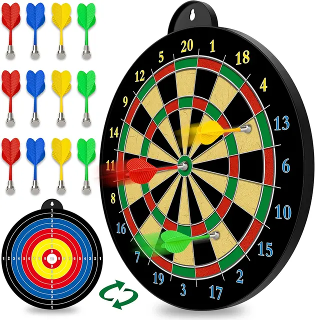 Magnetic dart board set