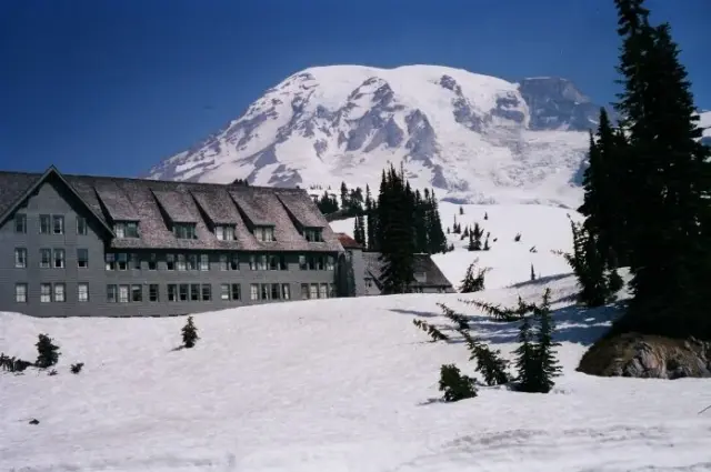 Historic national-parks lodge weekend with dining reserved
