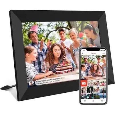 Digital picture frame cycling your first three years of photos